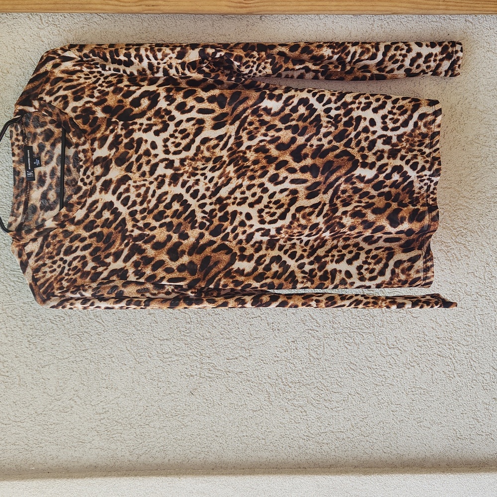 Leopard Top